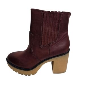 Sun And Stone Reddish Brown Faux Leather Women's Platform Ankle Boots